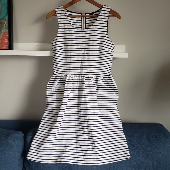 J. Crew Dresses & Skirts - J. Crew Striped Fit & Flare Dress Size 4